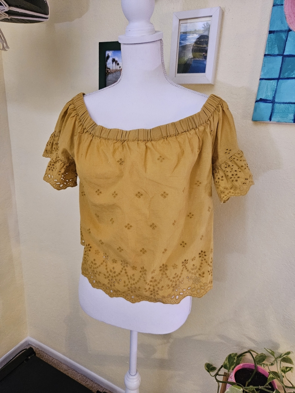 Madewell Mustard Off‑Shoulder Eyelet Top - Women Sz M